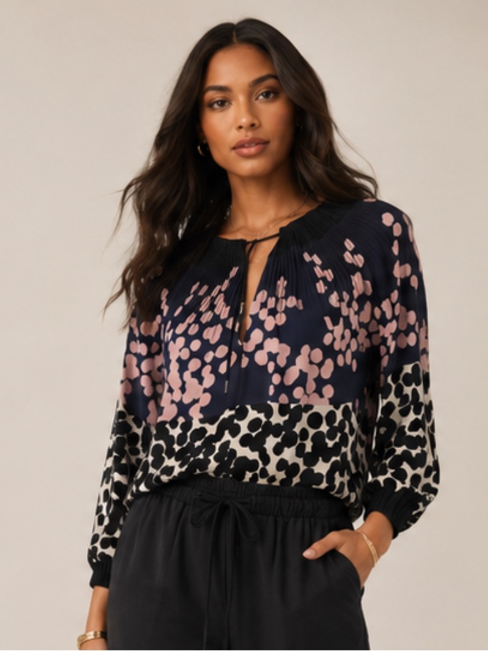 Diane Von Furstenberg Mikino Pleated Blouse Size 0